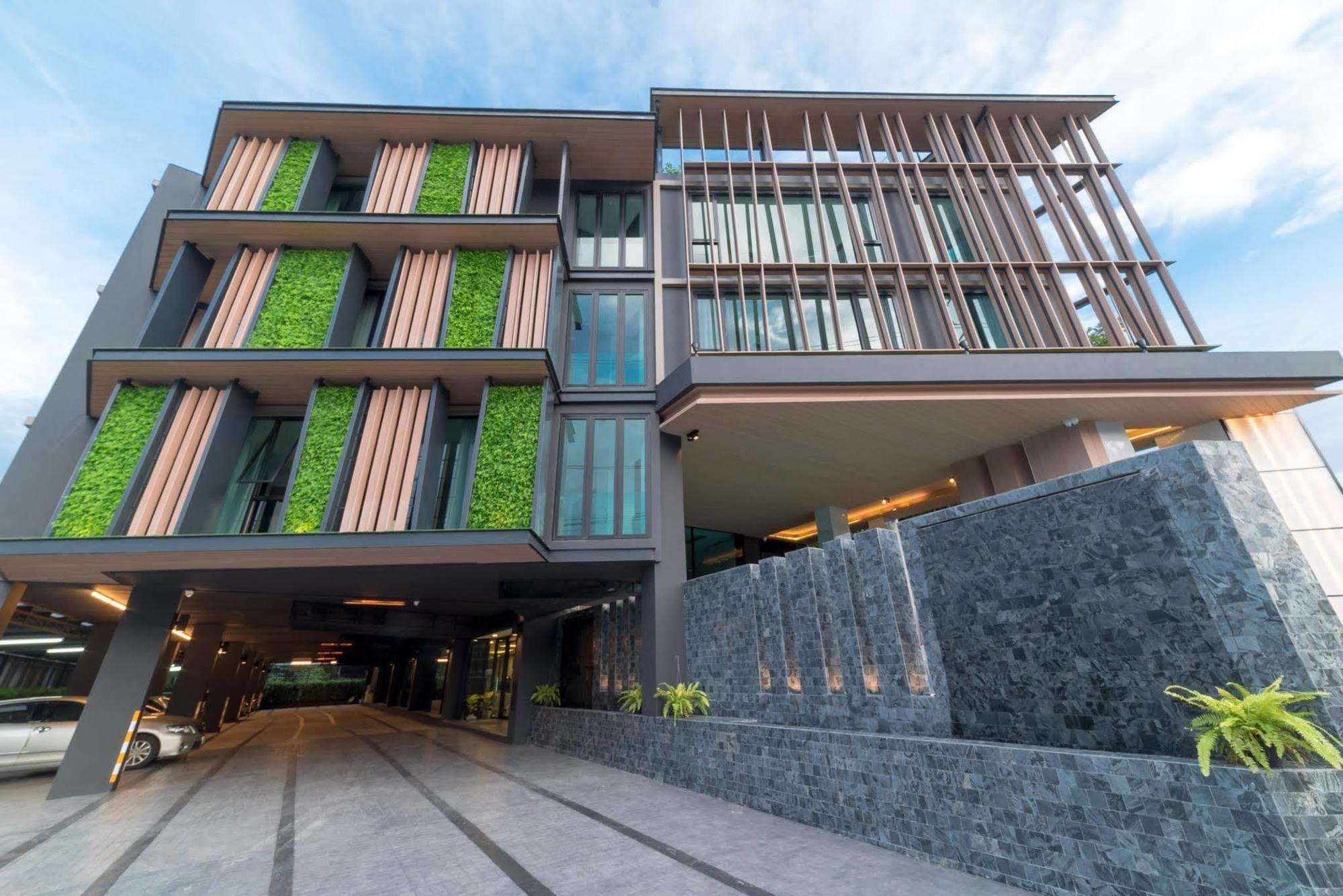 Pause And Play Hotel Chiang Mai Exterior foto